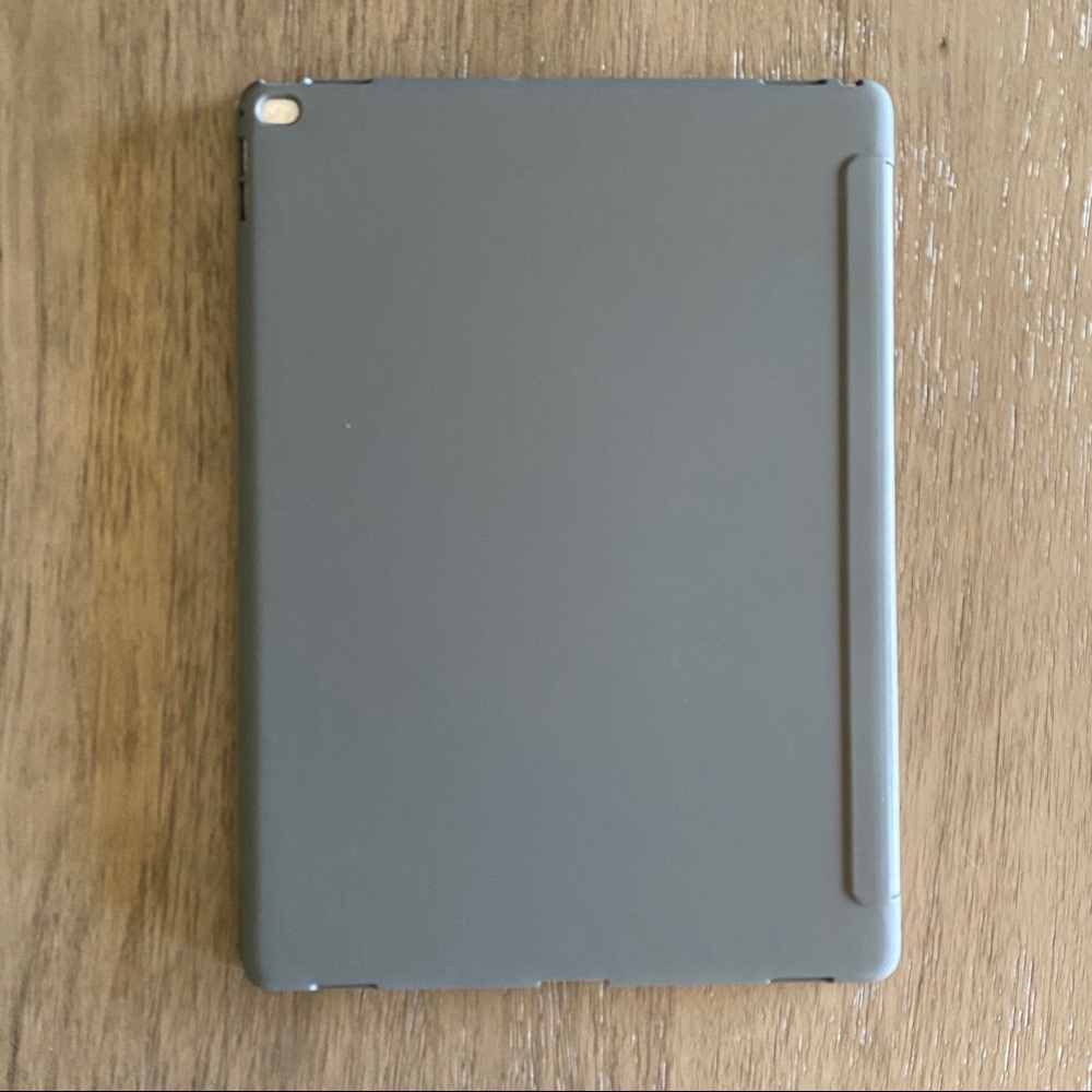 New iPad Pro case - Picture 4 of 4